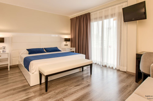 palm-beach-hotel-benidorm-mini-suite-4